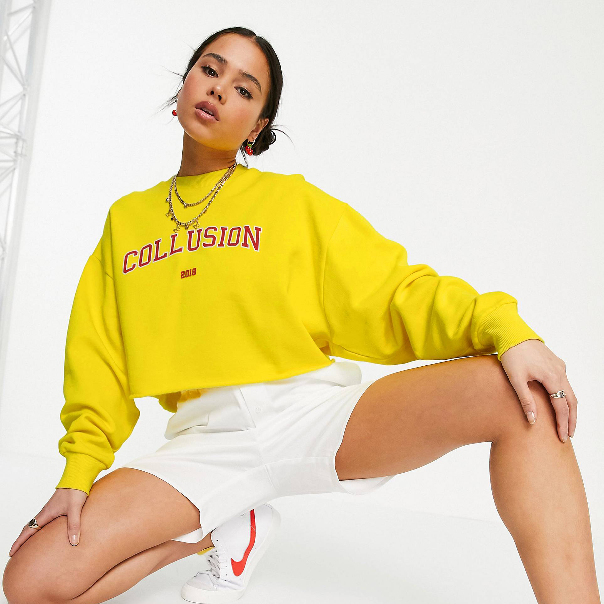 collusion yellow