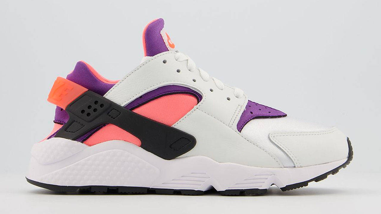 Here's This Season's Greatest Everyday Sneakers All in One Place