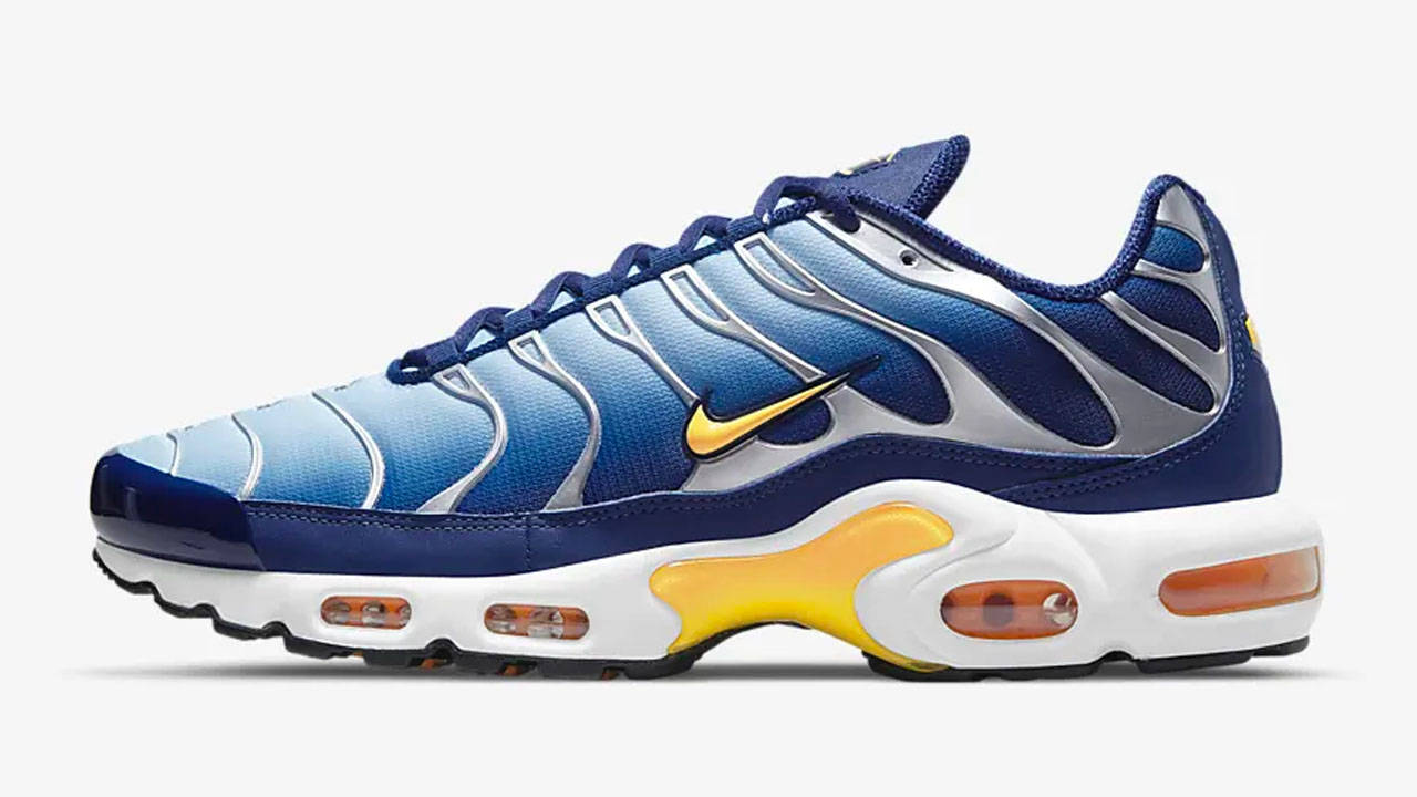 Here's This Season's Greatest Everyday Sneakers All in One Place