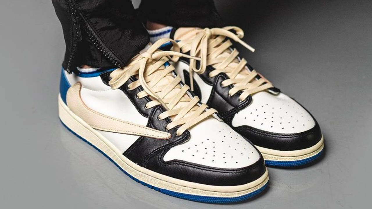 Travis Scott x fragment design x Air Jordan 1 Low