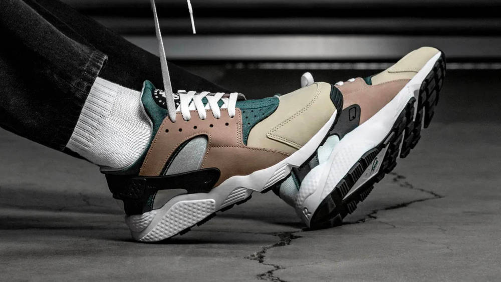 Image via Asphalt Gold Nike Air Huarache Sizing: How Do They Fit?