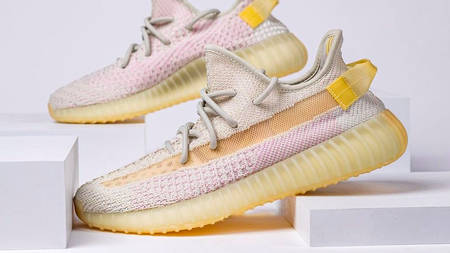 A Closer Look at the UV-Reactive Yeezy Boost 350 V2 "Light" A Closer Look at the UV-Reactive Yeezy Boost 350 V2 "Light"