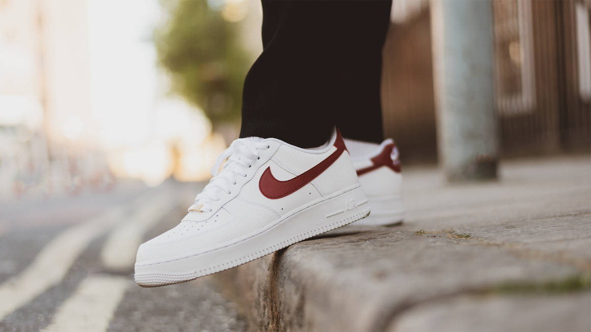 red toe air force 1