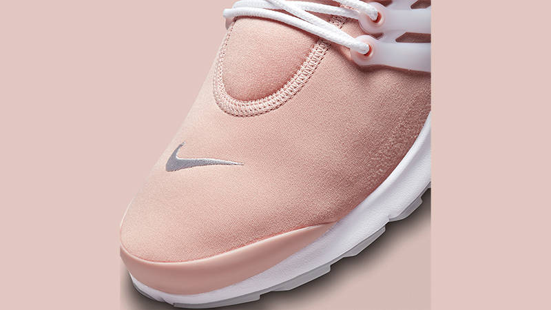 Light pink nike discount presto