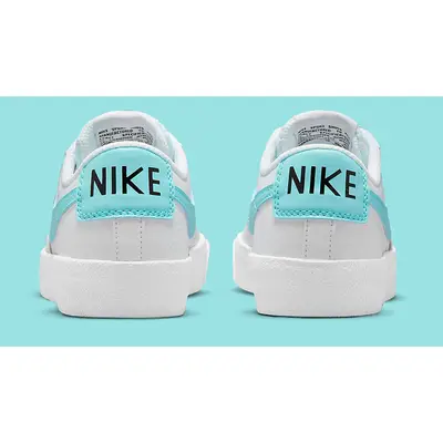 Nike Blazer Low saving ‘77 - GS Size 7Y - (DA4074-002)