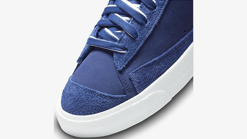 Nike Blazer Mid 77 First Use Royal Blue DC3433-400 Detail Front