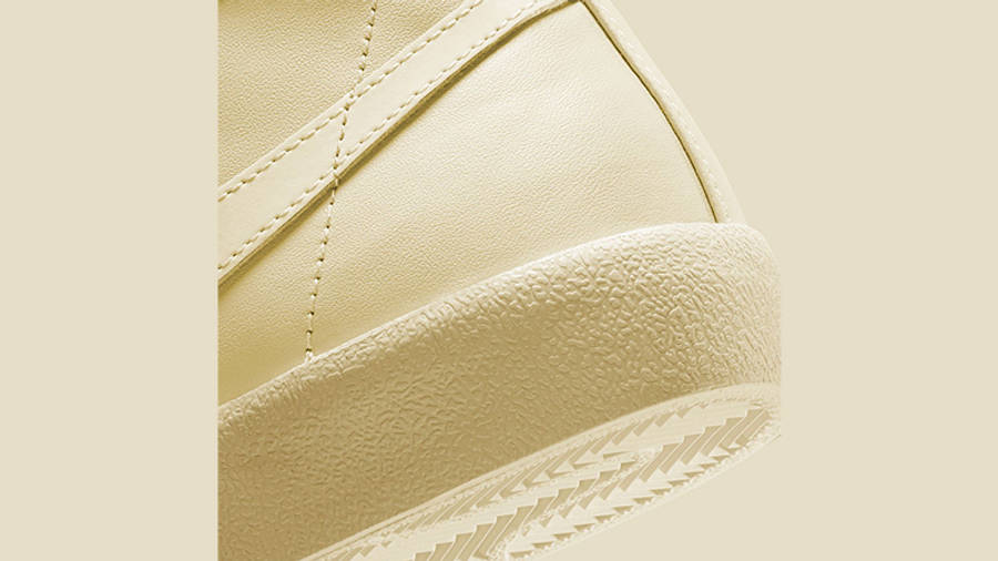 Nike Blazer Mid 77 Vintage Coconut Milk CZ1055-116 Detail
