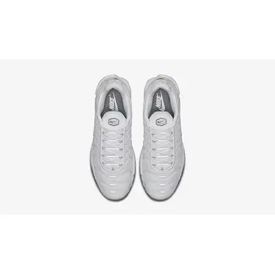 Nike TN Air Max Plus Triple White 604133-139 Top