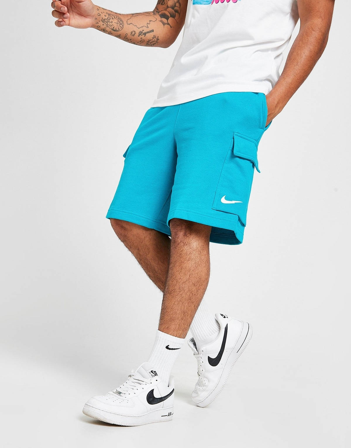 nike zig zag swoosh cargo shorts