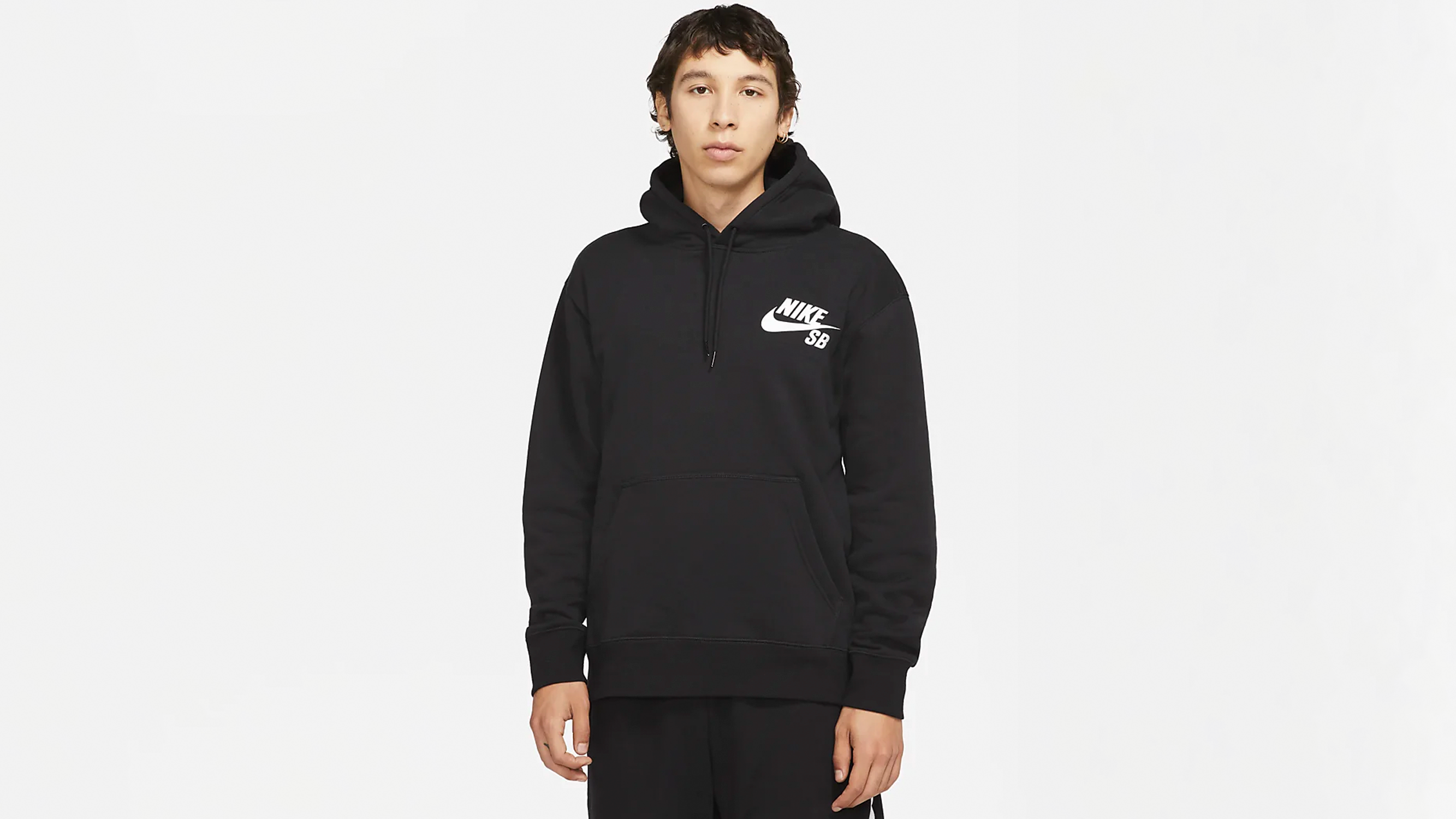 These Are The Greatest Apparel Pieces in Nike's Epic 30% Sale