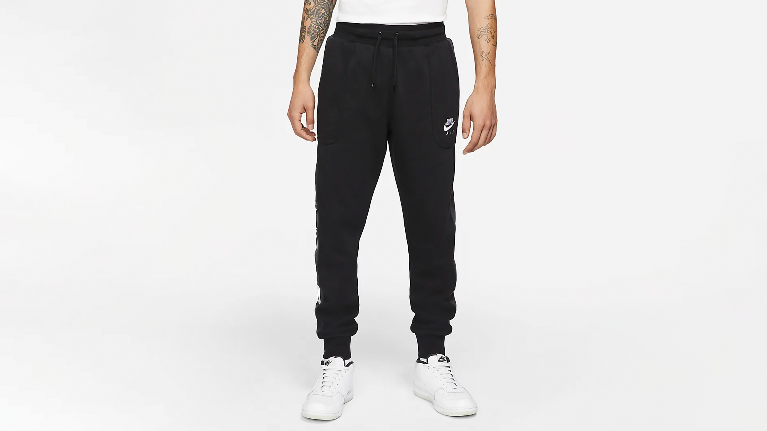 These Are The Greatest Apparel Pieces in Nike's Epic 30% Sale