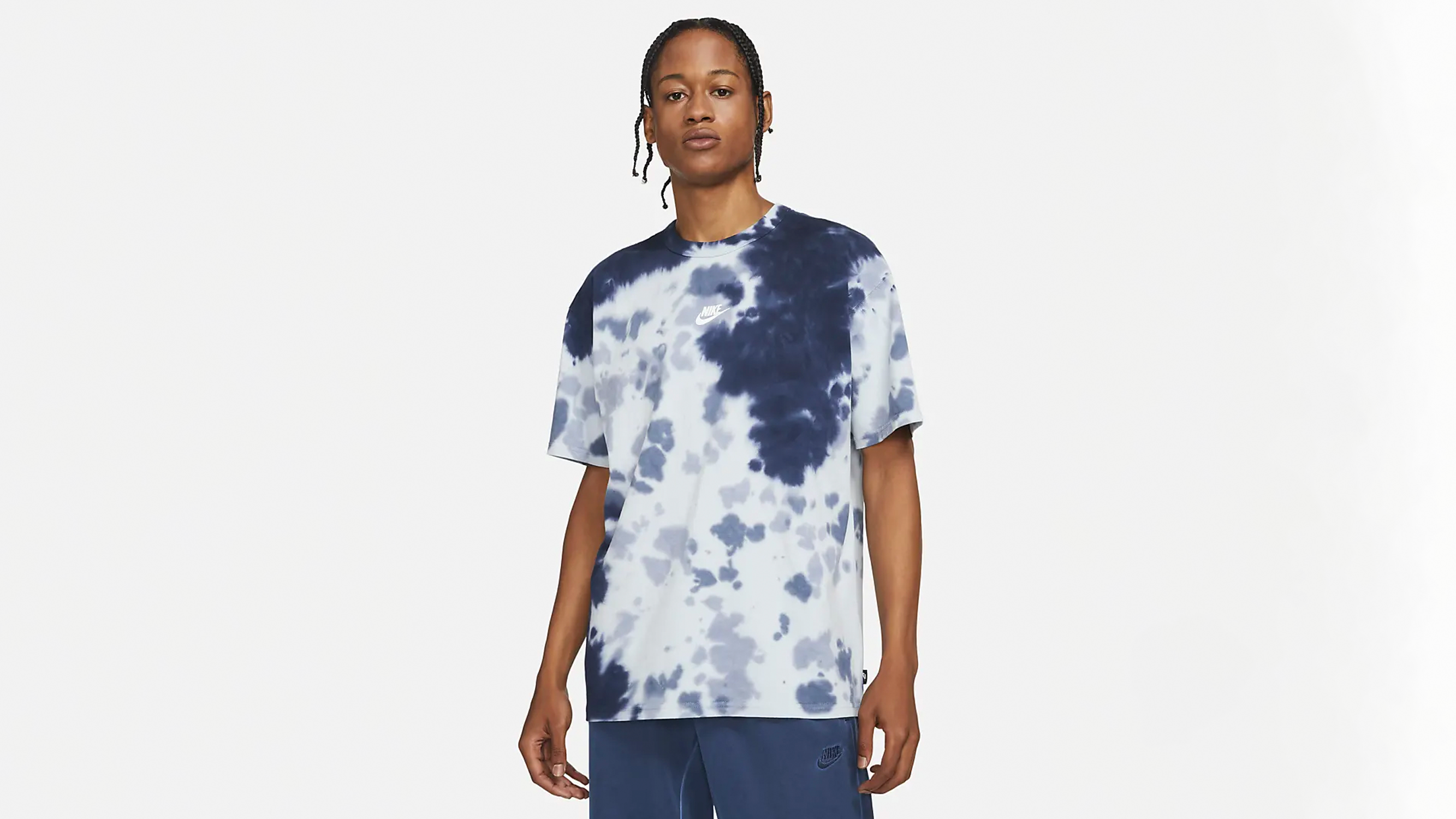 These Are The Greatest Apparel Pieces in Nike's Epic 30% Sale