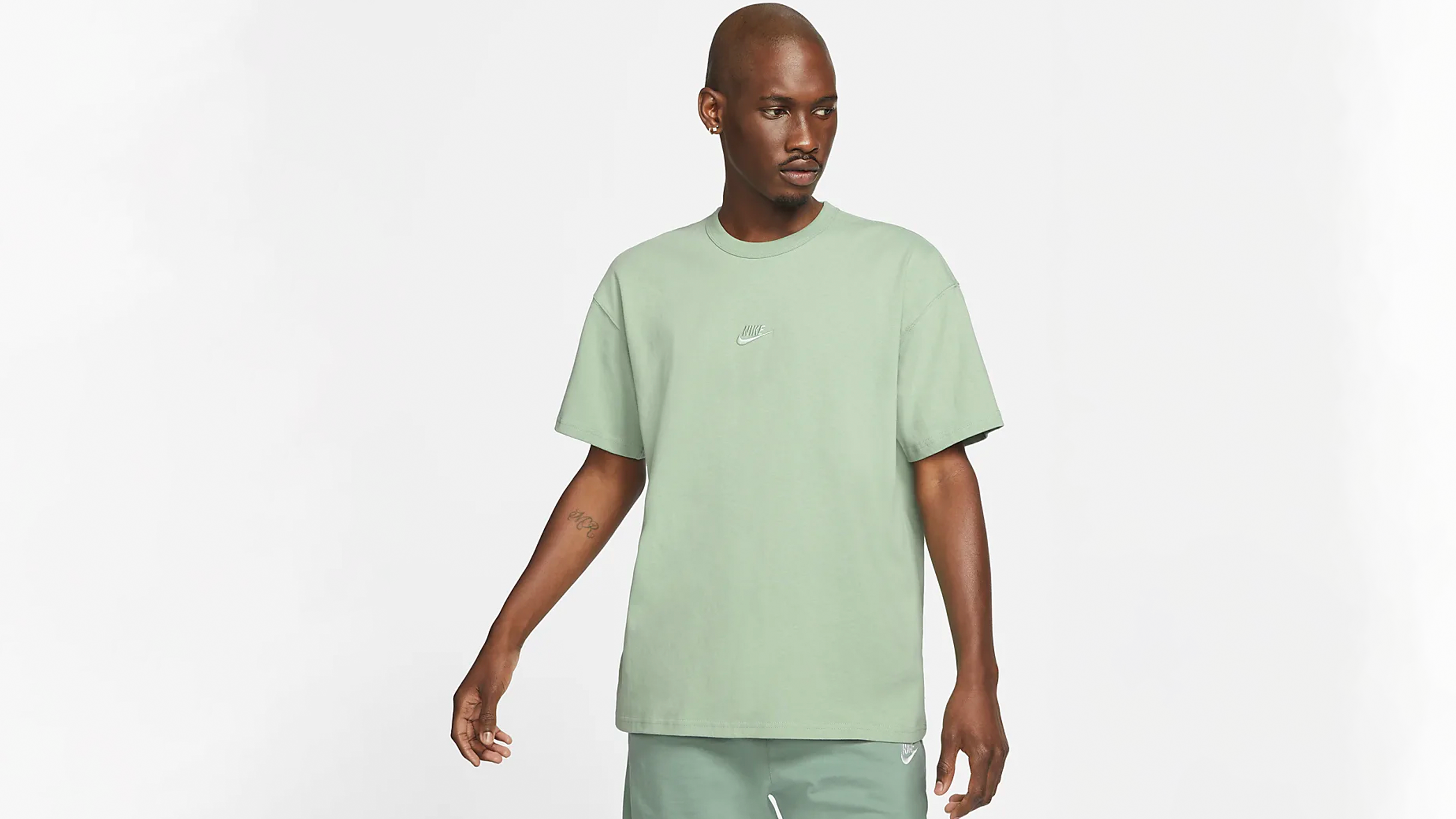 These Are The Greatest Apparel Pieces in Nike's Epic 30% Sale