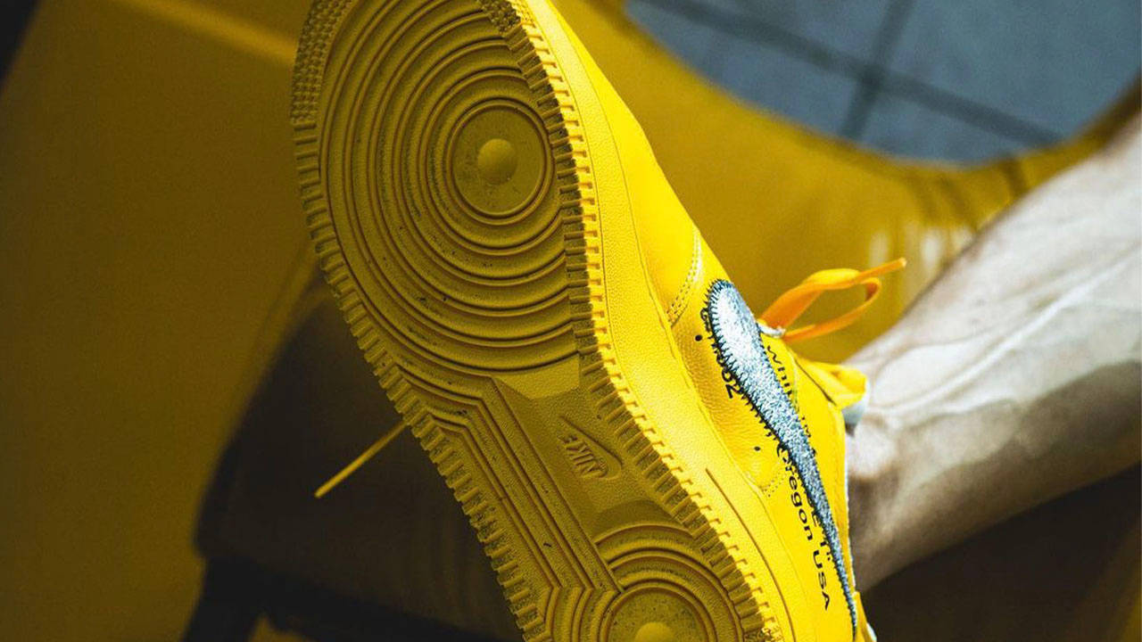 Off-White x Nike Air Force 1 "University Gold"