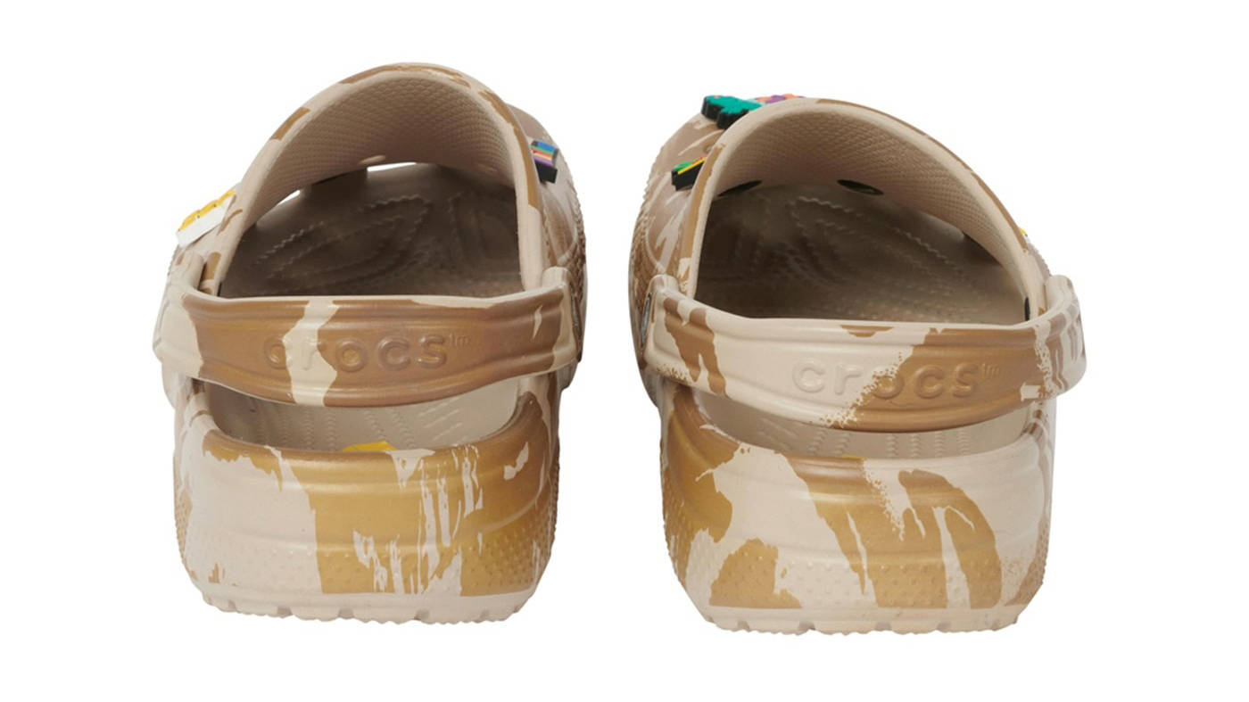 パレス クロックス カモフラ Palace Crocs Classic Clog Camo Palace x Crocs Classic Clog “Jungle Camo” Release Date