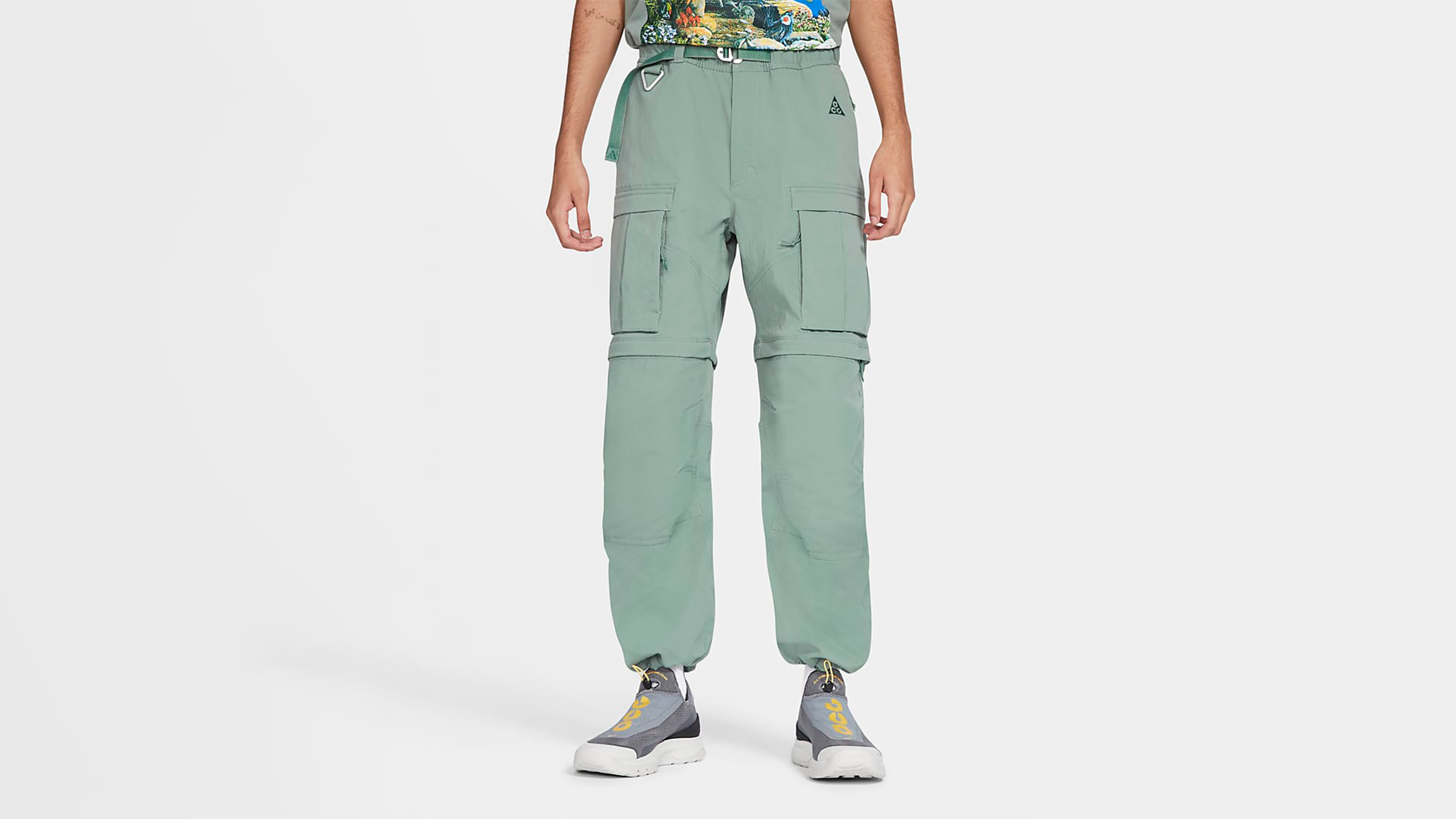Get Your Summer Wardrobes Ready With These Nike Pastel Pieces