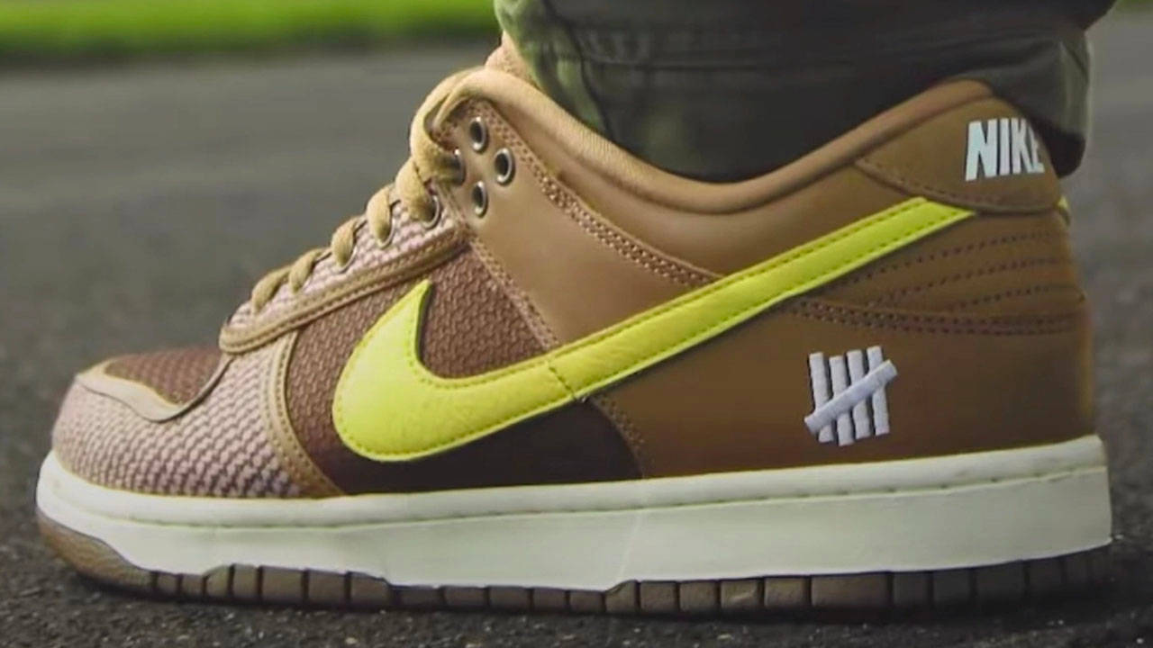 UNDEFEATED x McLaren x Nike Dunk Low