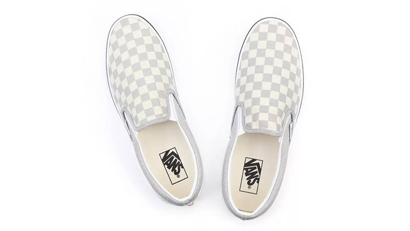 True white hot sale checkerboard vans