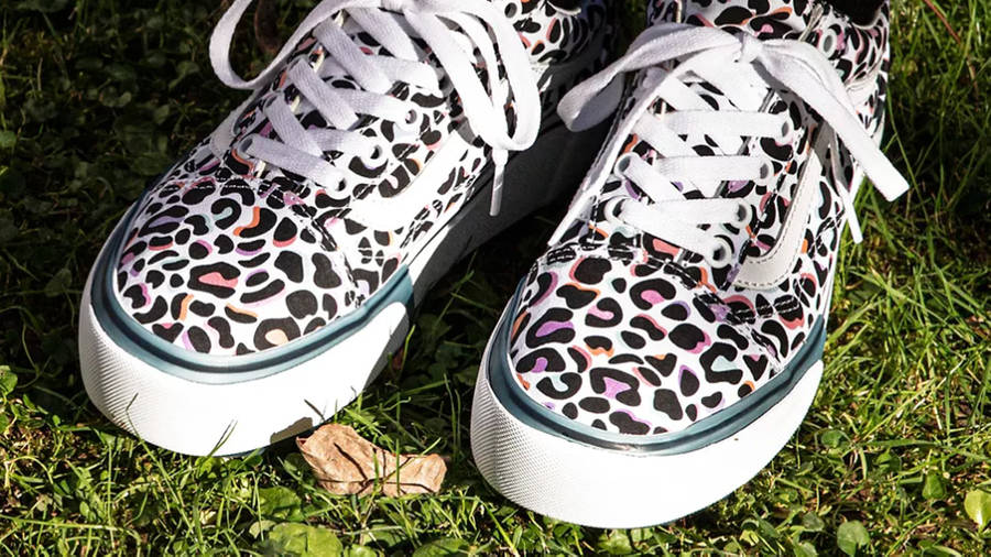 vans uv cheetah