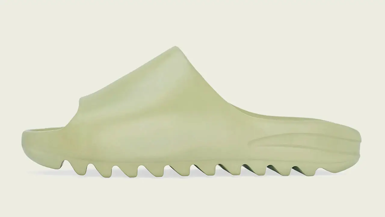 restocks yeezy carbon