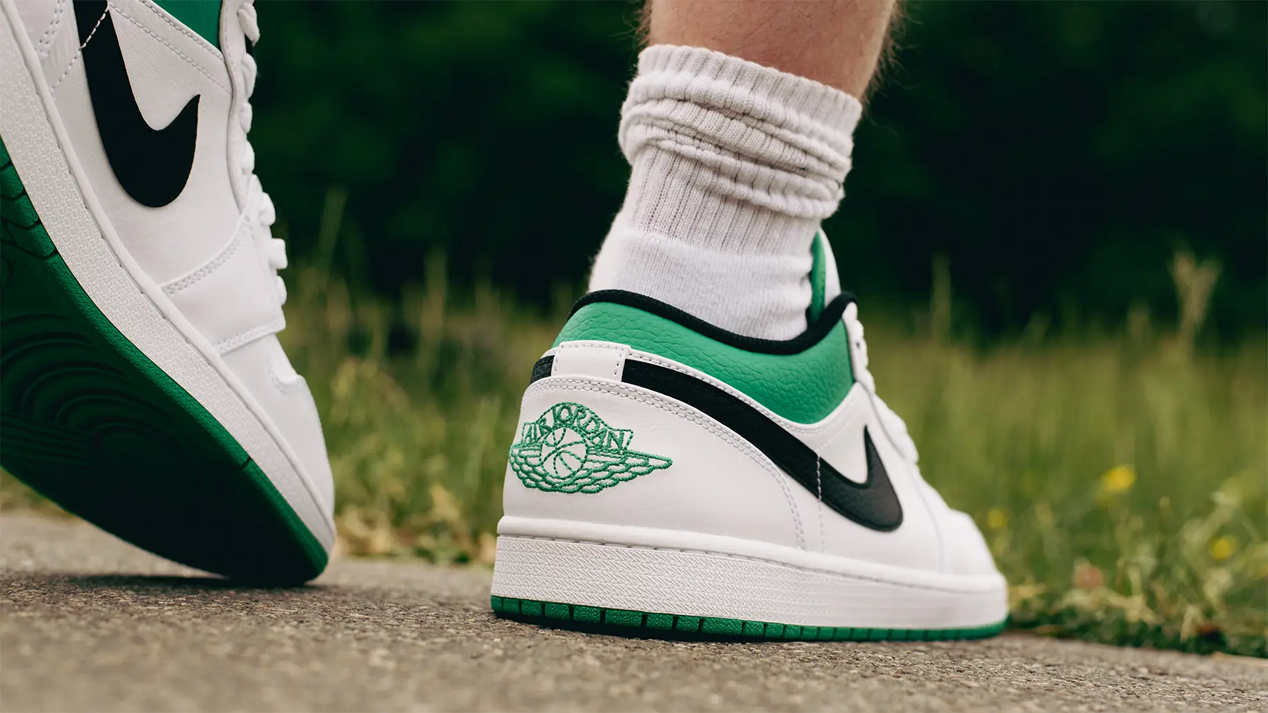 Jordan 1 low “White Lucky cheapest Green”