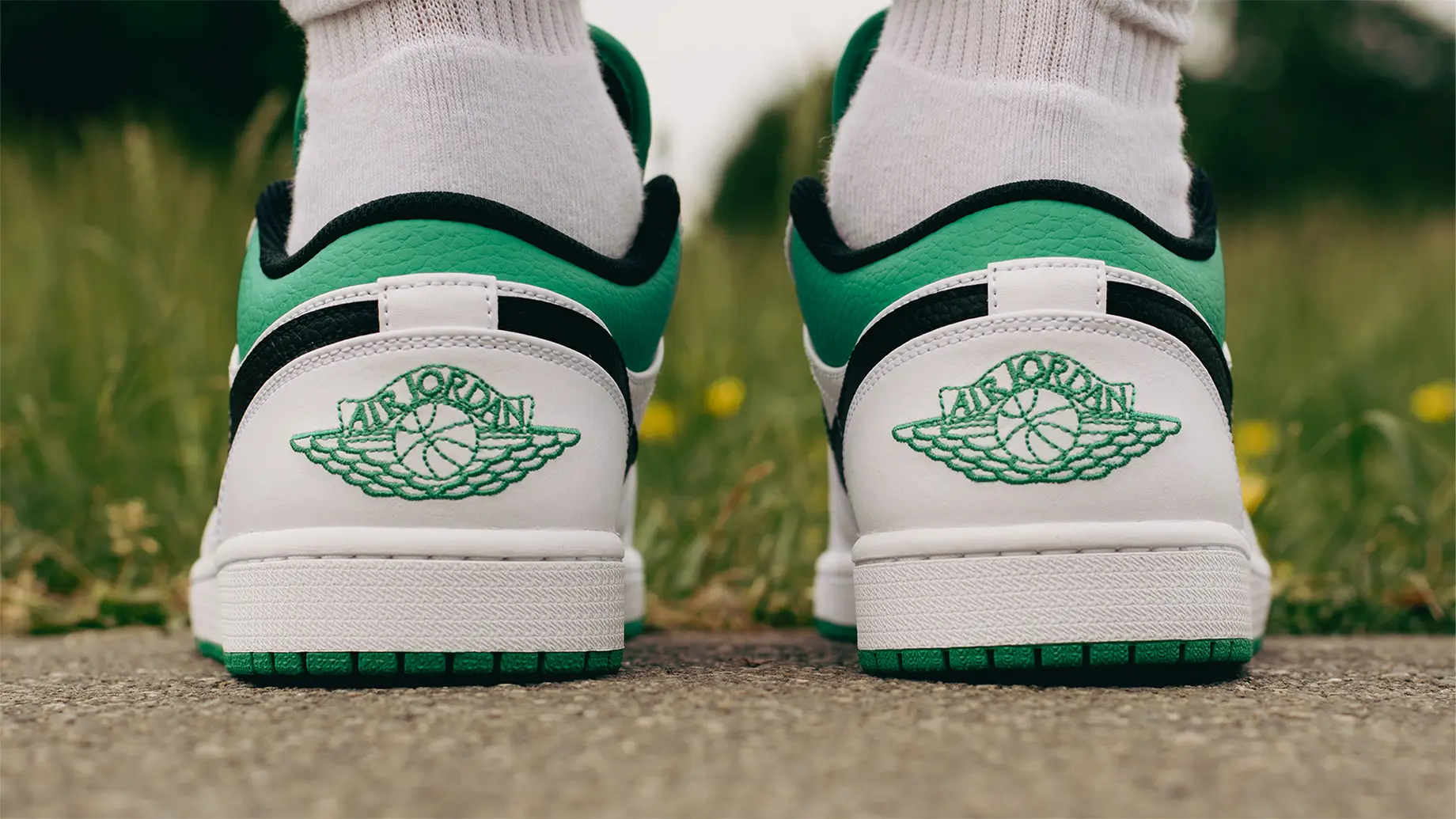 jordan 1 low white lucky