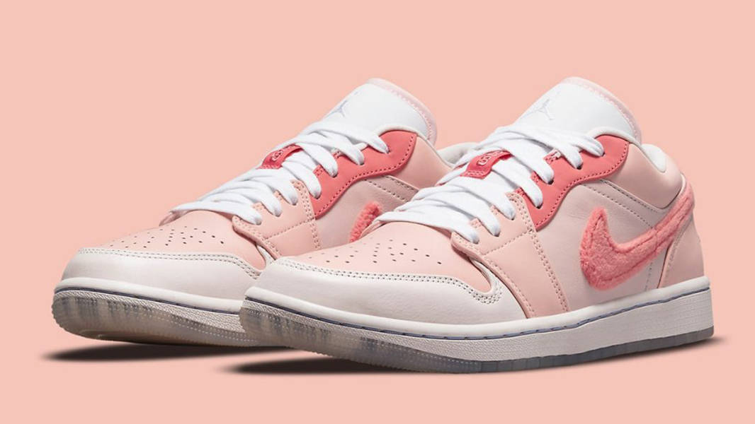 Air Jordan 1 Low Mighty Swooshers