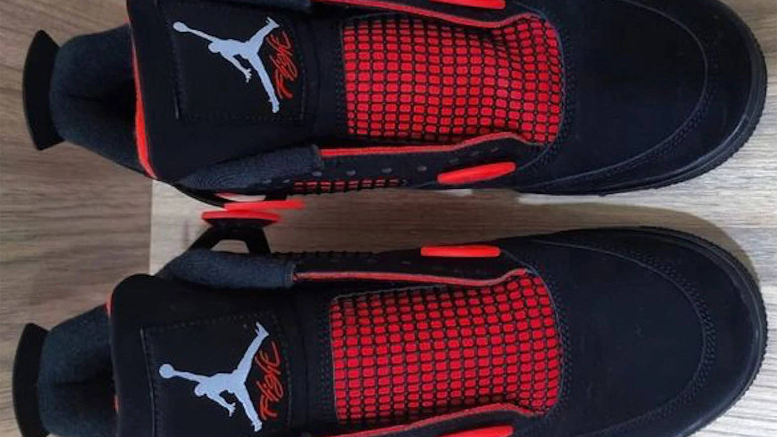 Air Jordan 4 Red Thunder C
