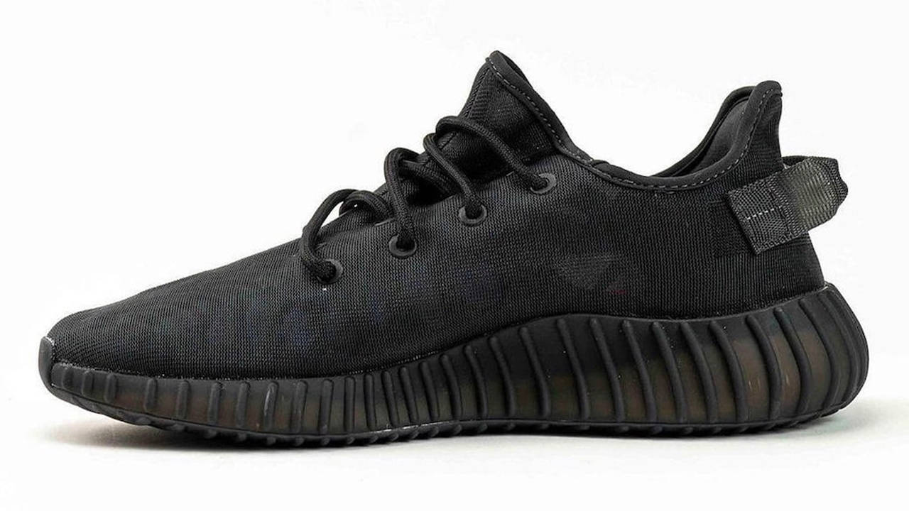 Yeezy Boost 350 V2 "Mono Cinder"