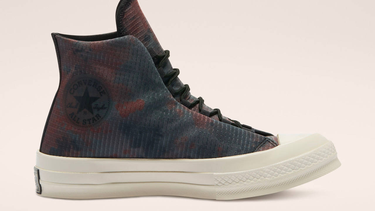 Use This Crazy Code to Take a Whoppinng 40% Off at Converse Right Now!