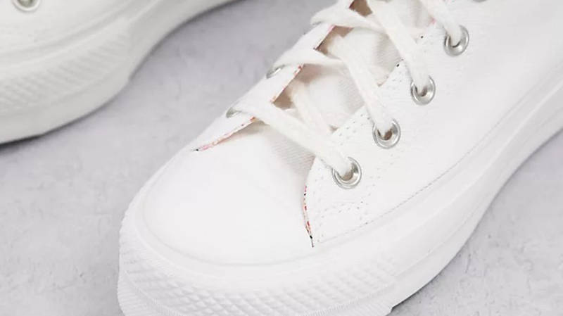 Converse Chuck Taylor Floral Detail Hi Vintage White