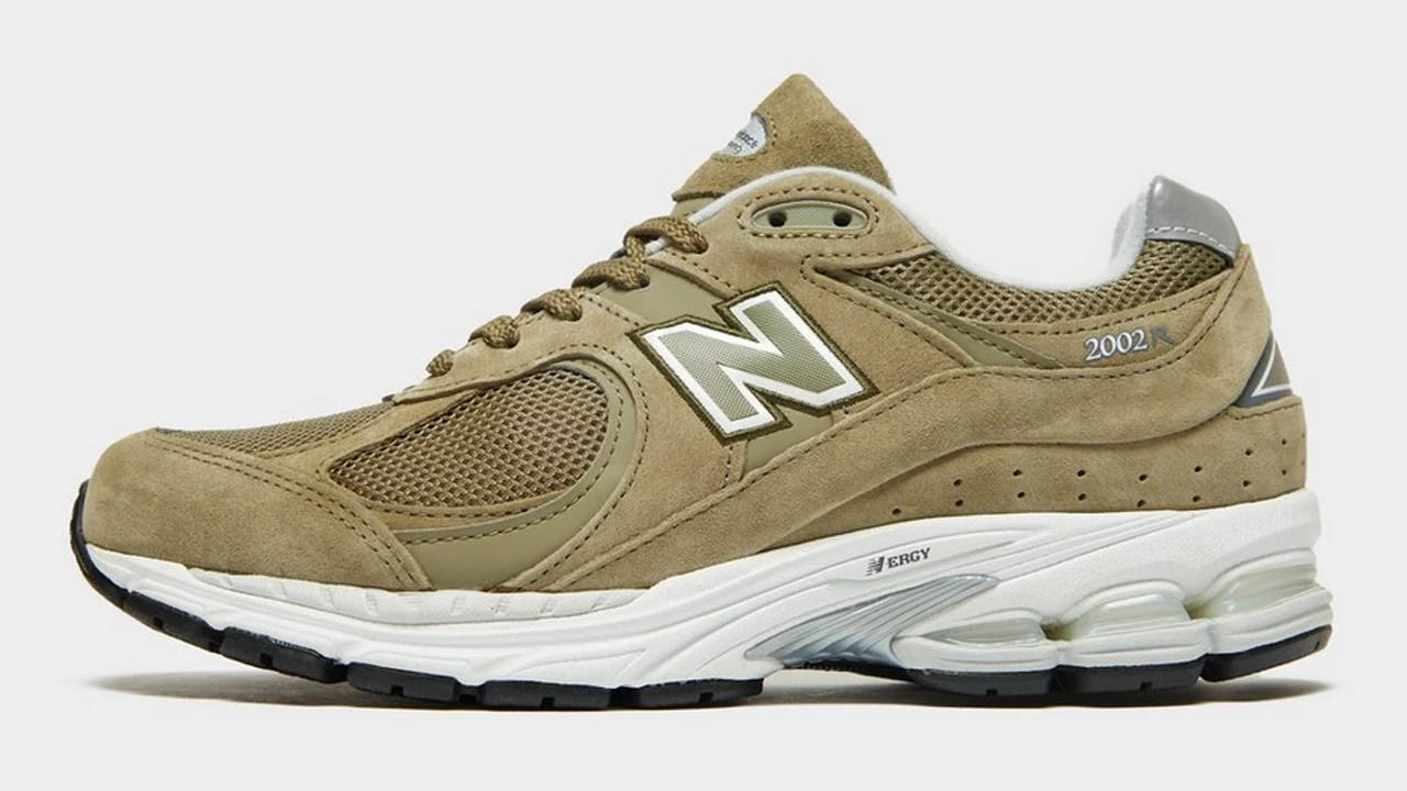 Get That Fresh Father's Day Fit With This Season's Hyped Dad Shoes!