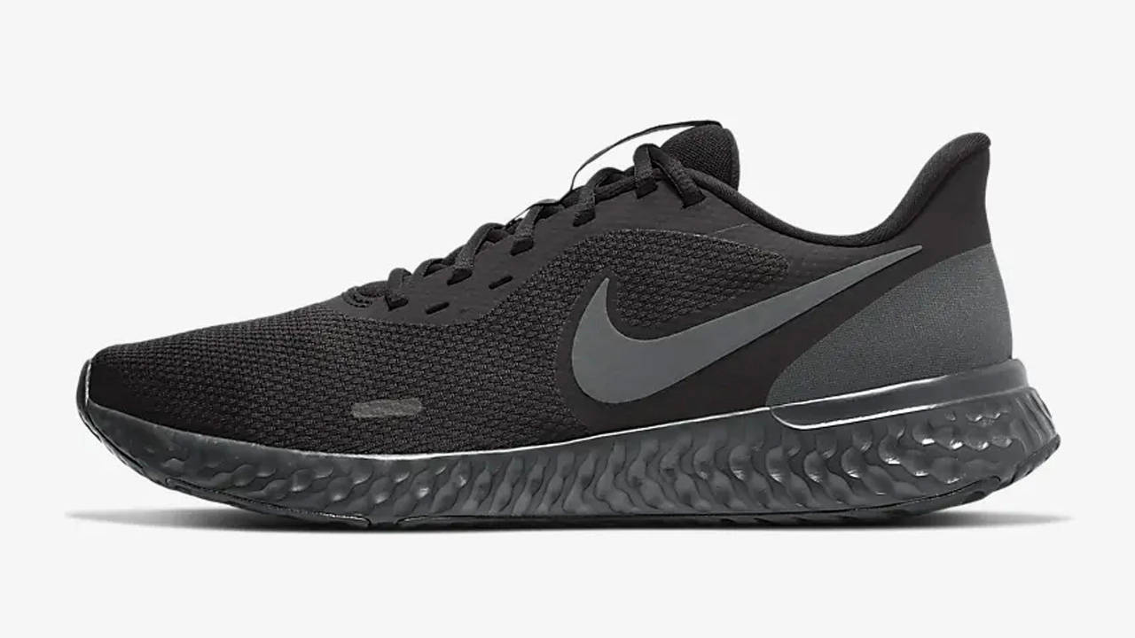 Here Are the Hottest Sneakers You Can Buy at Nike's Up to 50% Off Sale