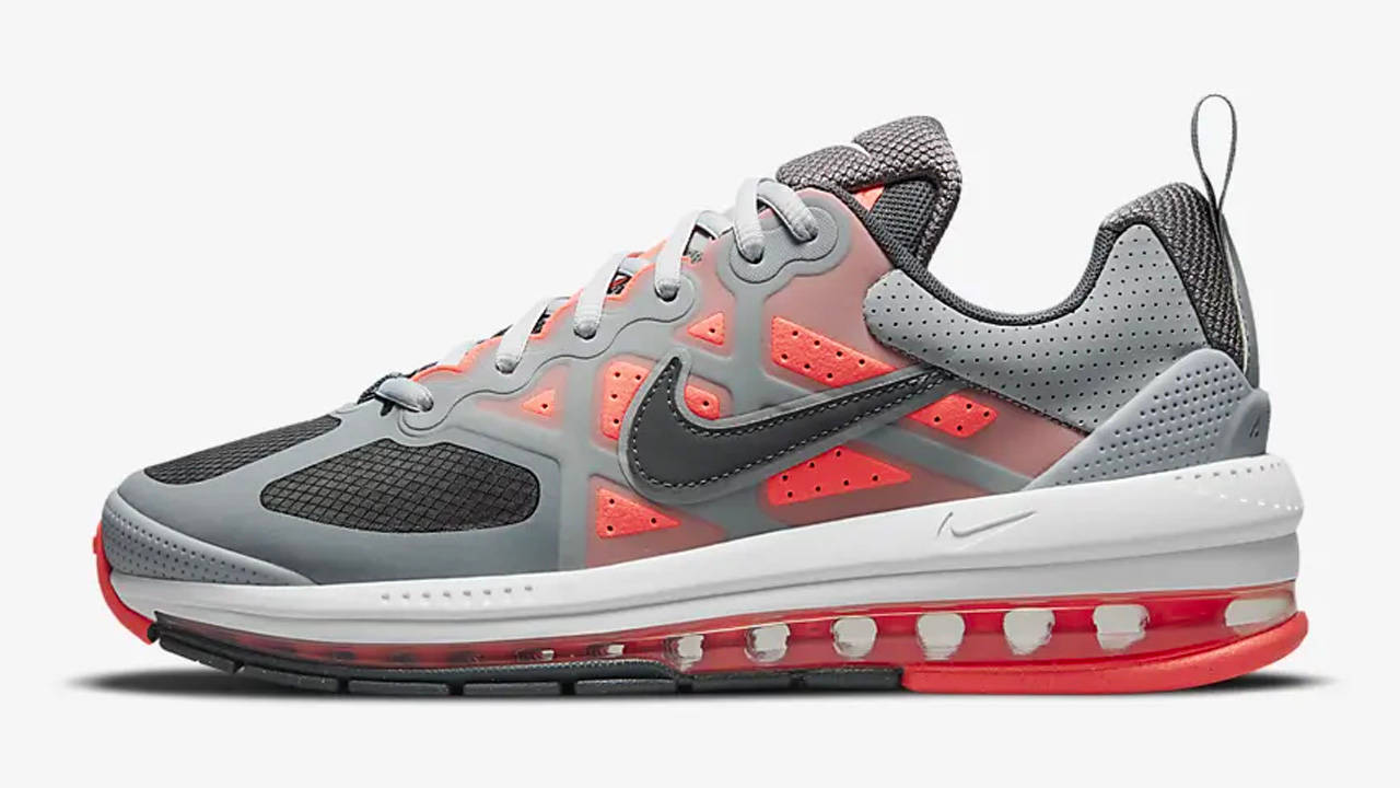 Stop What You're Doing & Take Up to 50% Off at Nike's Enormous End of Season Sale!
