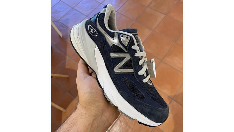 New Balance 990v6 Navy SIde