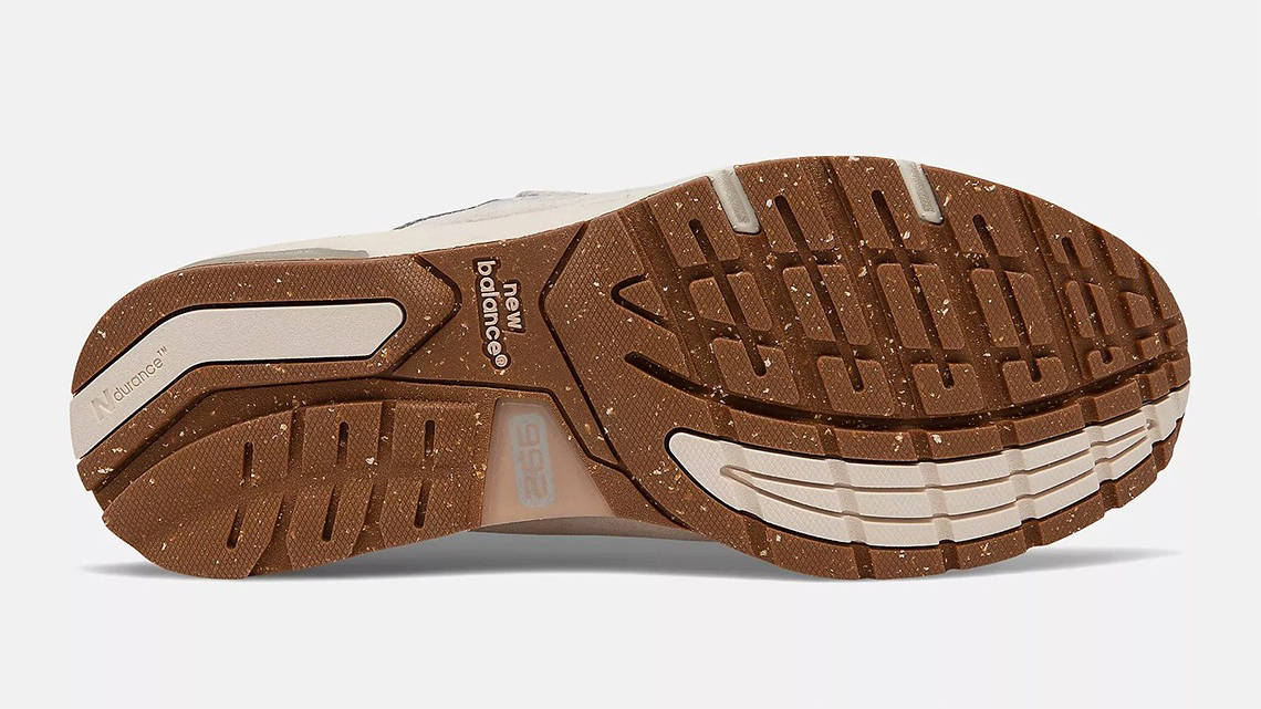 New-Balance-992-WMNS-W992FN-4