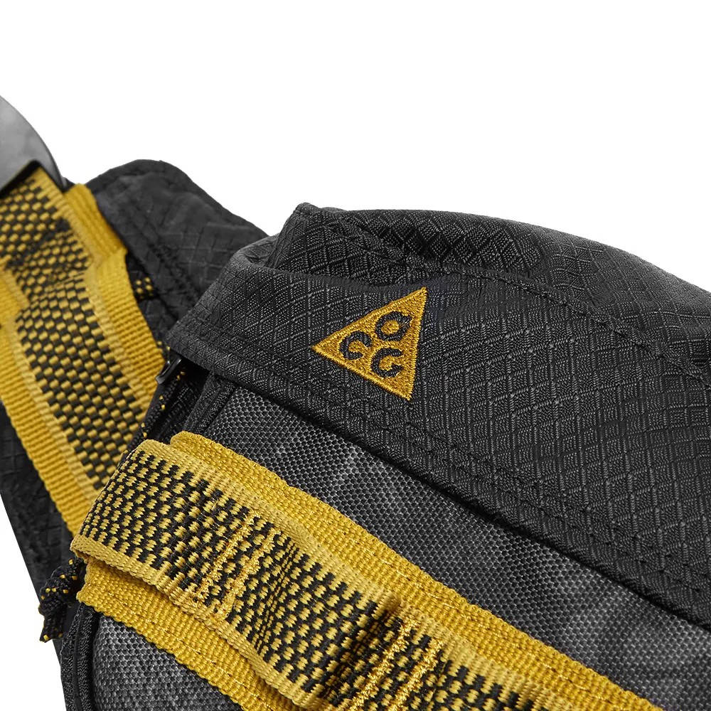 nike acg karst waist bag