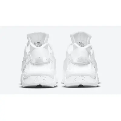 Huarache drift triple outlet white