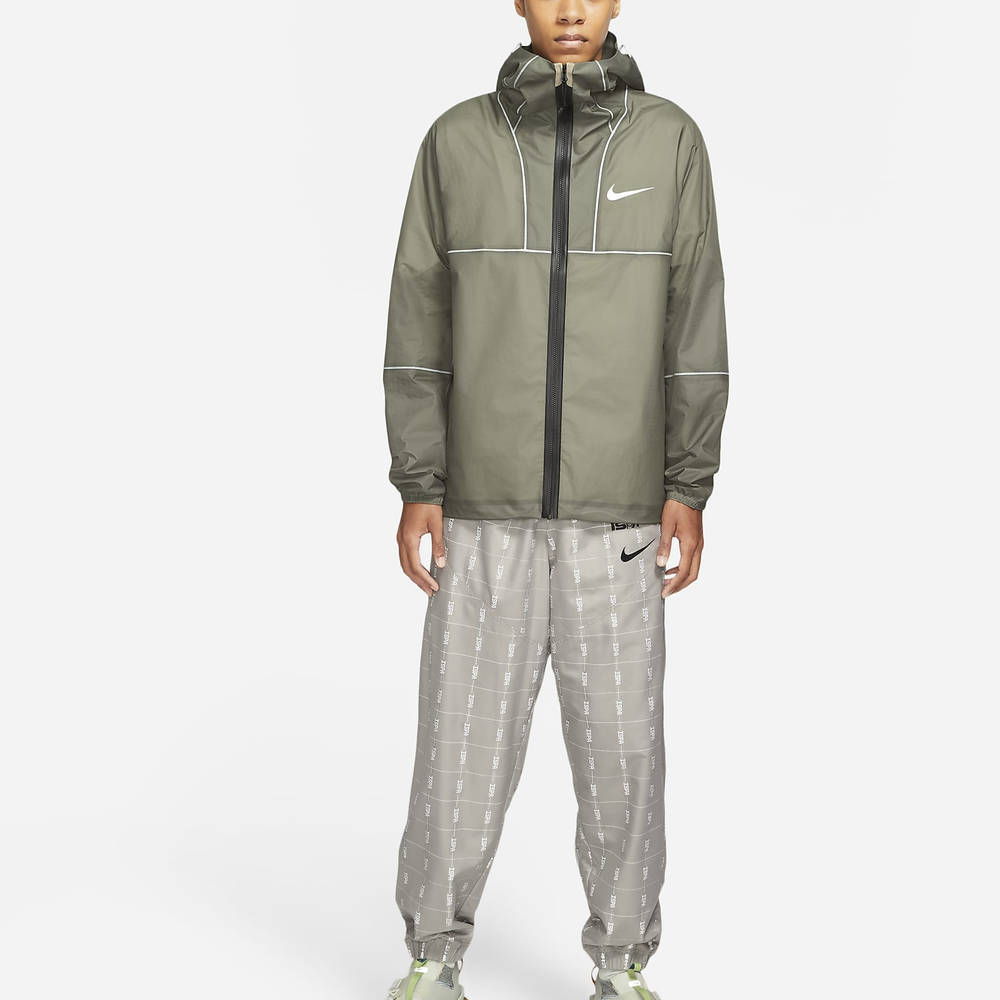 Nike iSPA Lightweight Packable Jacket Light Army The Sole Supplier