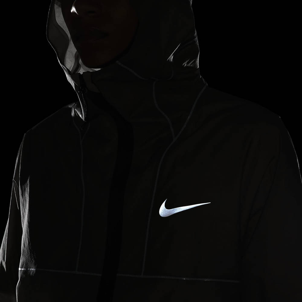 Nike iSPA Lightweight Packable Jacket - Light Army | The Sole Supplier