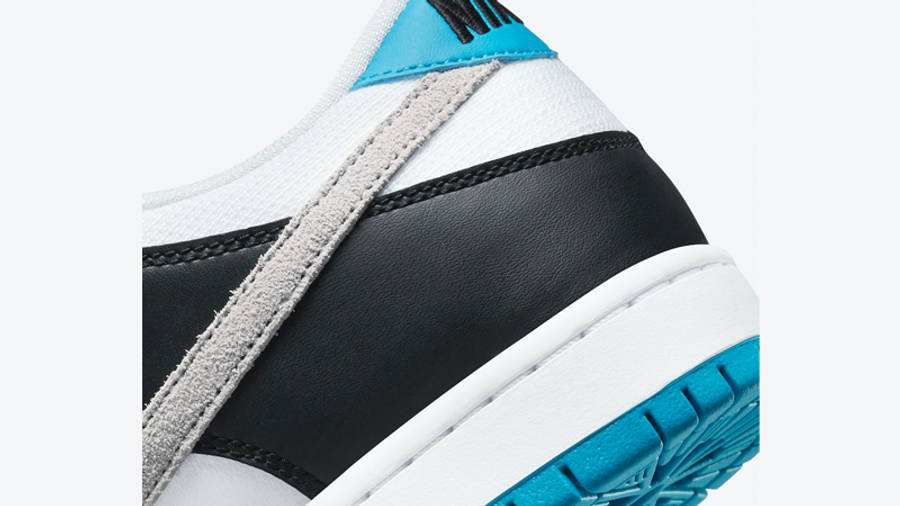 Nike SB Dunk Low Neutral Grey Laser Blue Closeup