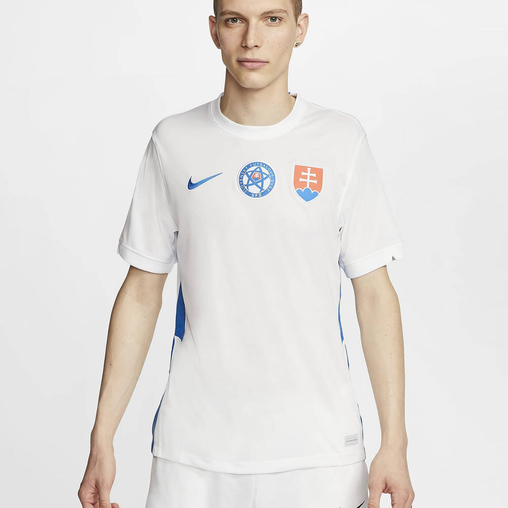 Nike Slovakia 2020 Stadium Away Football T-Shirt CD0728-100