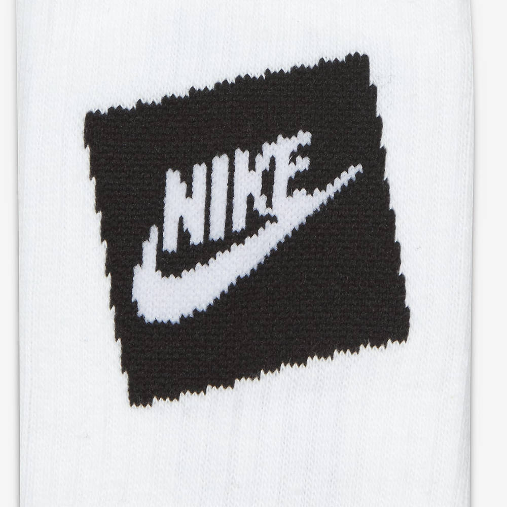 Nike Sportswear Everyday Essential Crew Socks DA2583-903 Detail