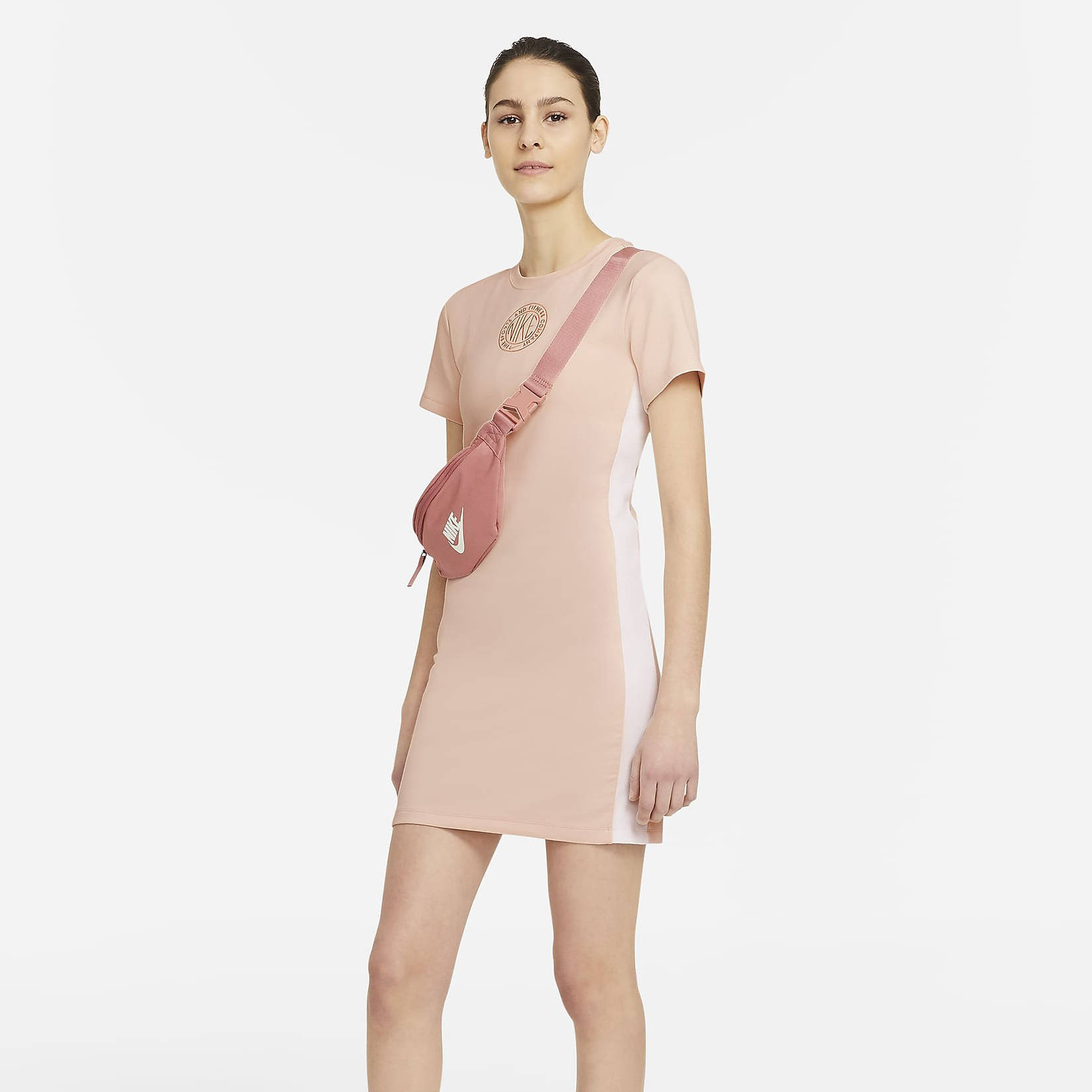 Nike Sportswear Femme Short-Sleeve Dress