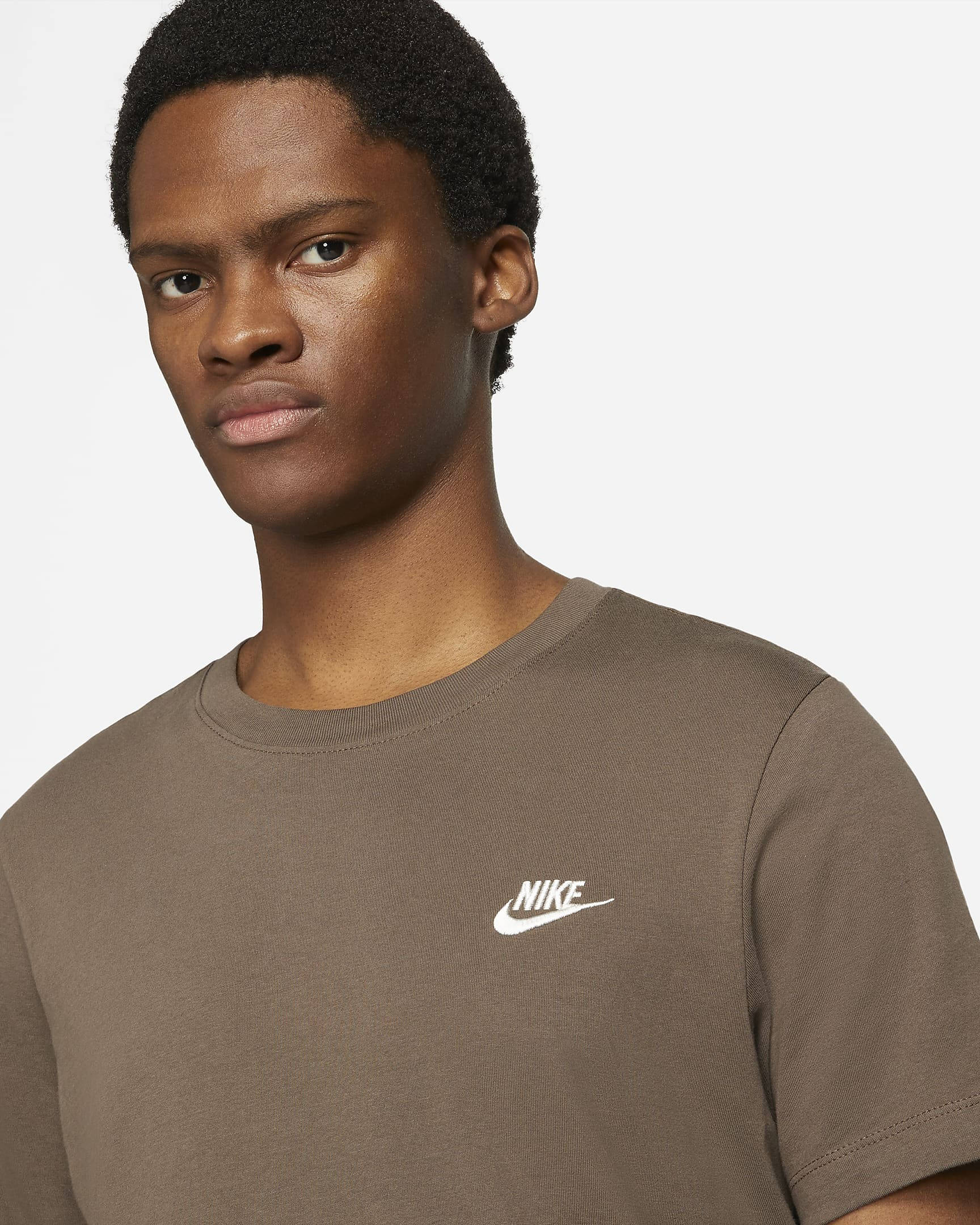 Nike Club t-shirt in ironstone brown