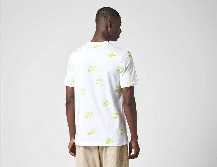 Nike Sportswear Swoosh T-shirt