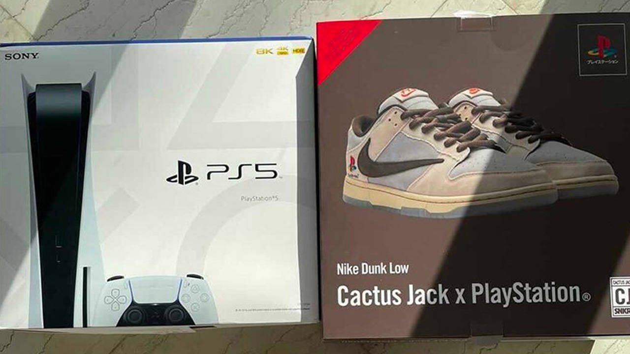 PlayStation x Travis Scott x Nike Dunk Low
