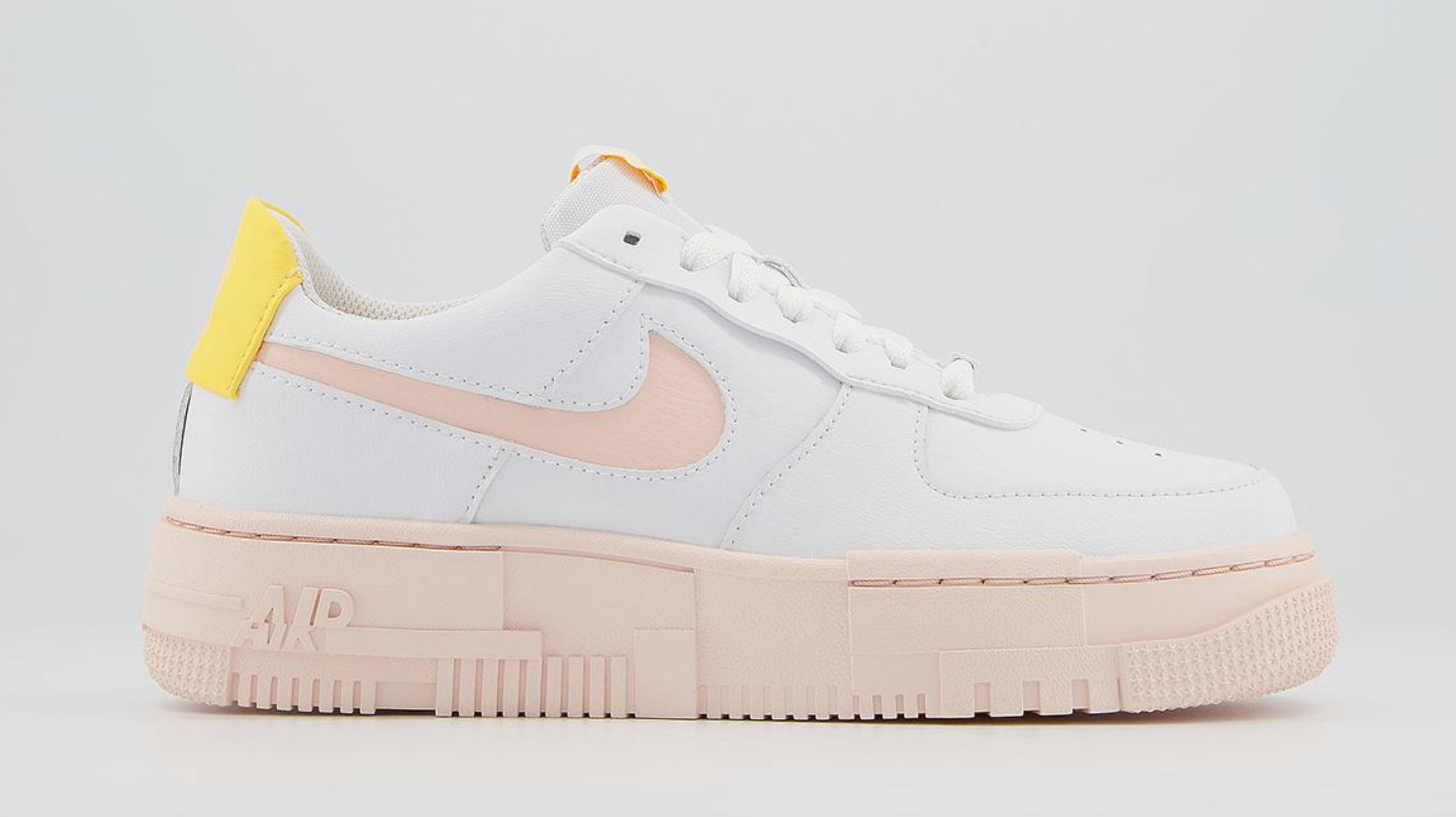 Nike Air Force 1 Pixel Arctic Orange