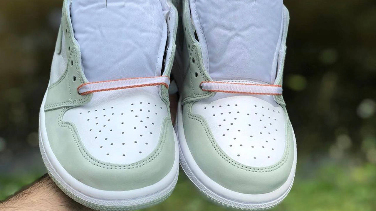 Air Jordan 1 High OG "Seafoam"