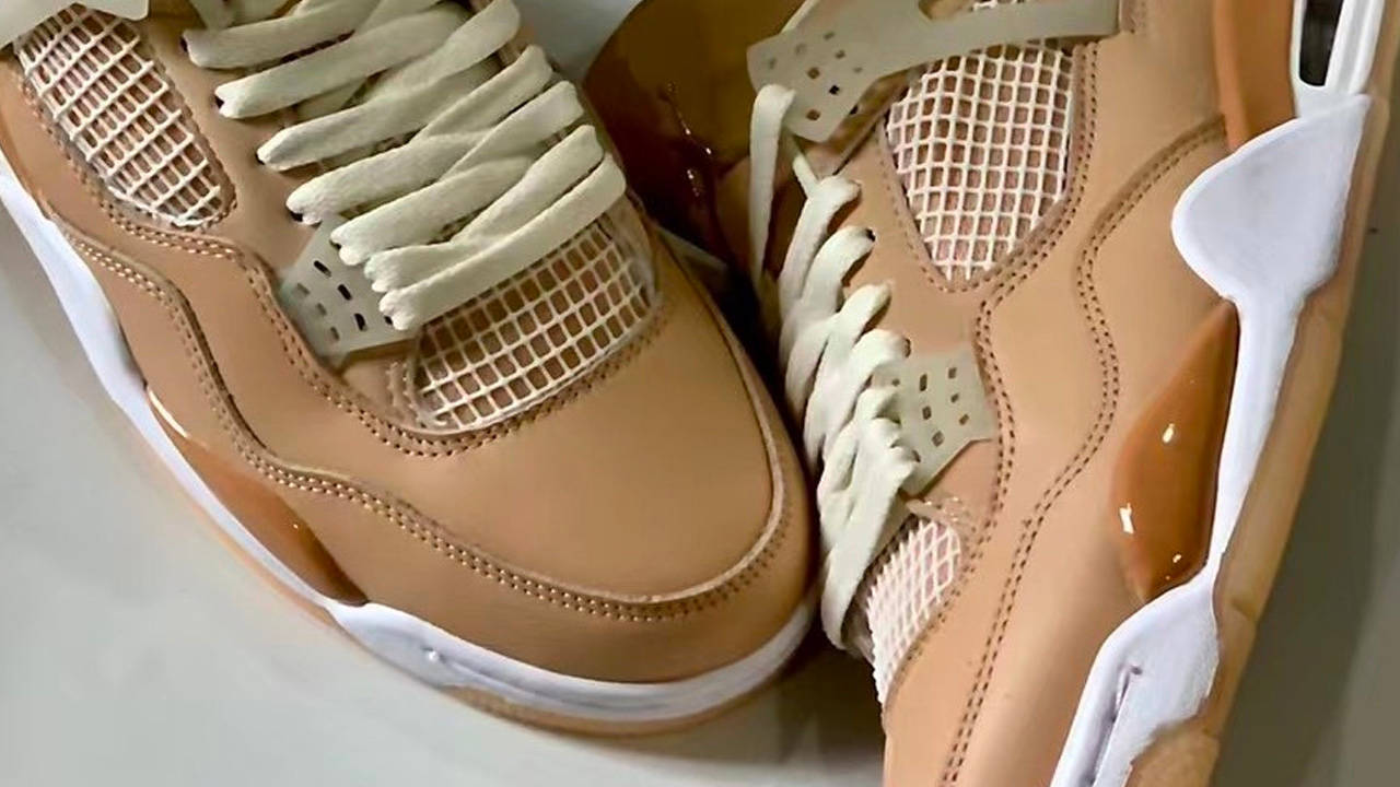 Air Jordan 4 "Shimmer"